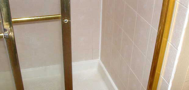 Use Glass Stovetop Cleaner for Shower Doors